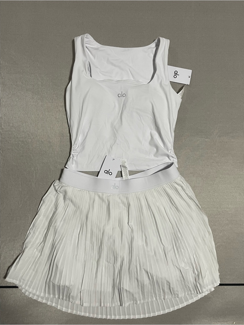 ALO Yoga White Scoop-Neck Crop Tank with Pleated White Athletic Skirt